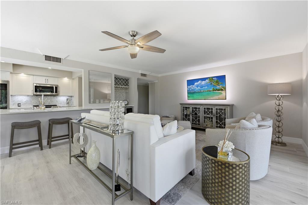 CHATEAUMERE - Residential Lease