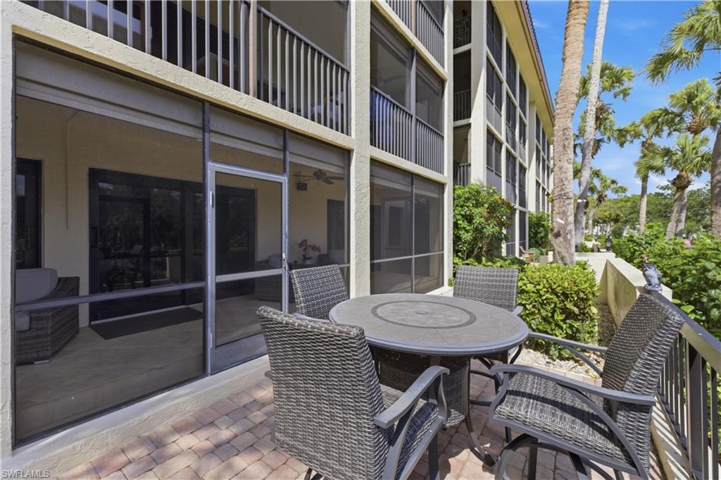 CHATEAUMERE - Residential Lease