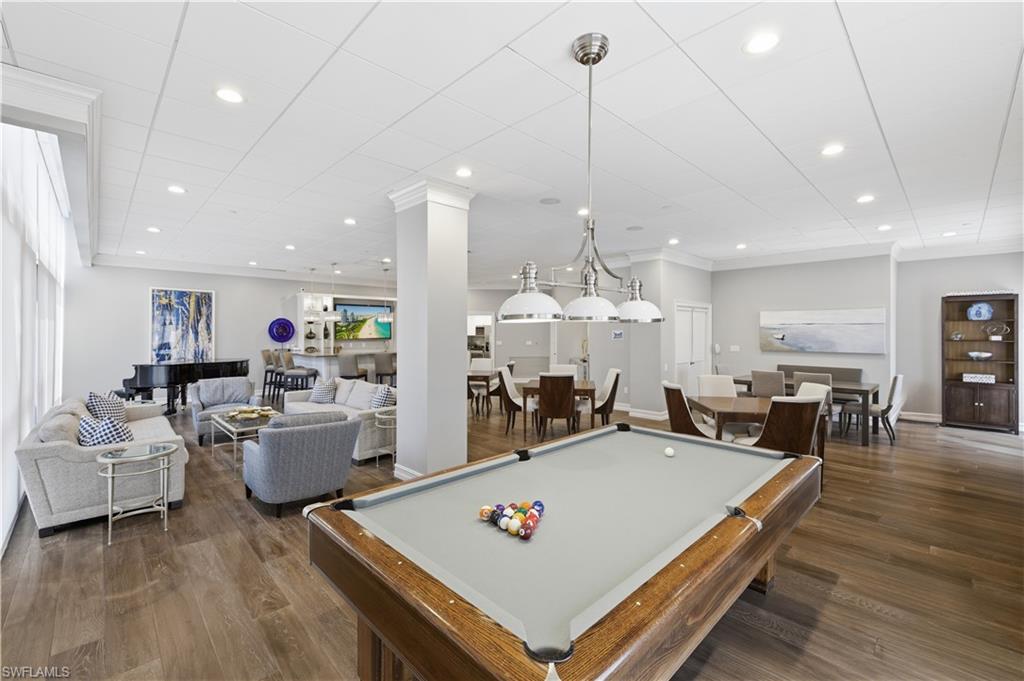 CHATEAUMERE - Residential Lease