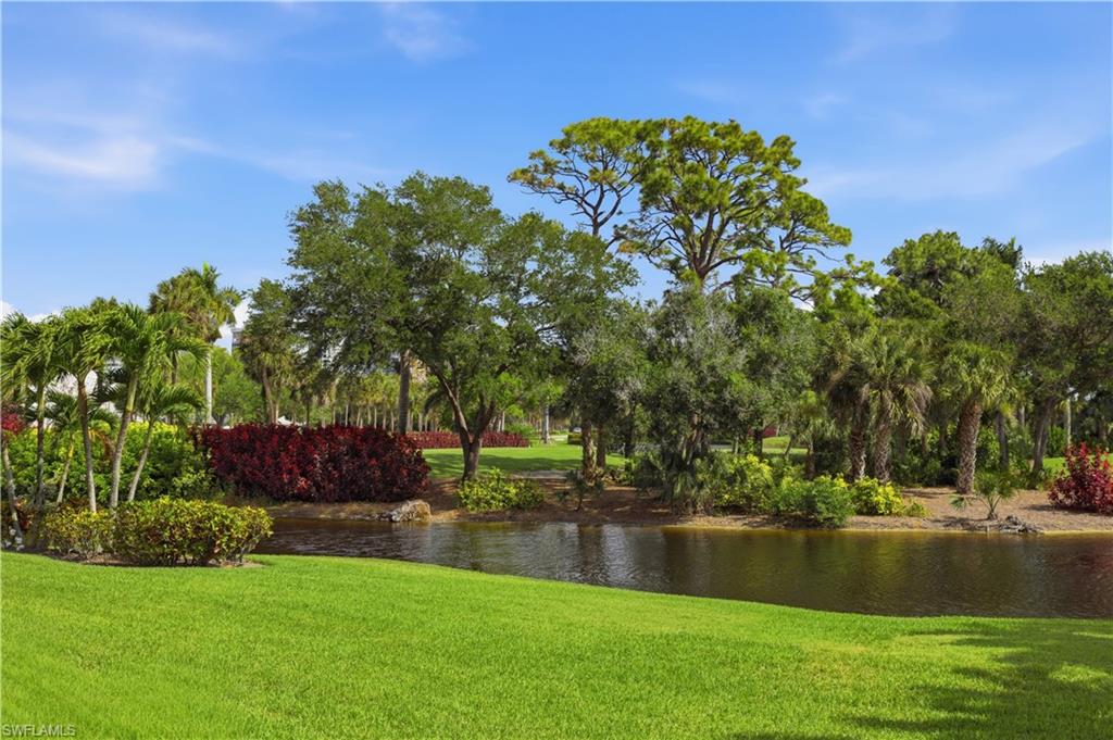 CHATEAUMERE - Residential Lease