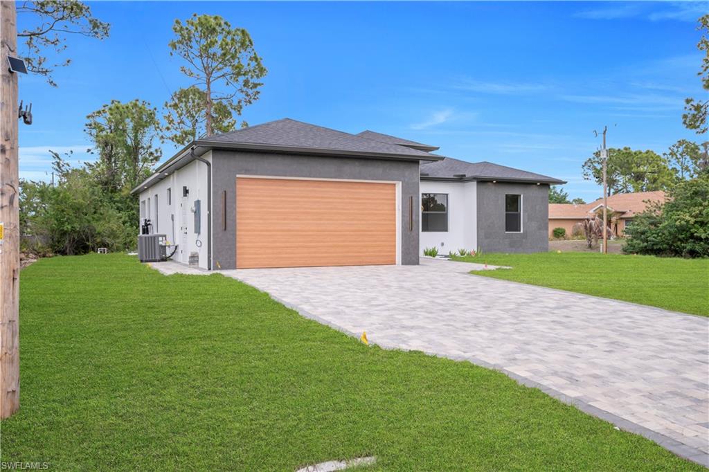 LEHIGH ACRES - Residential