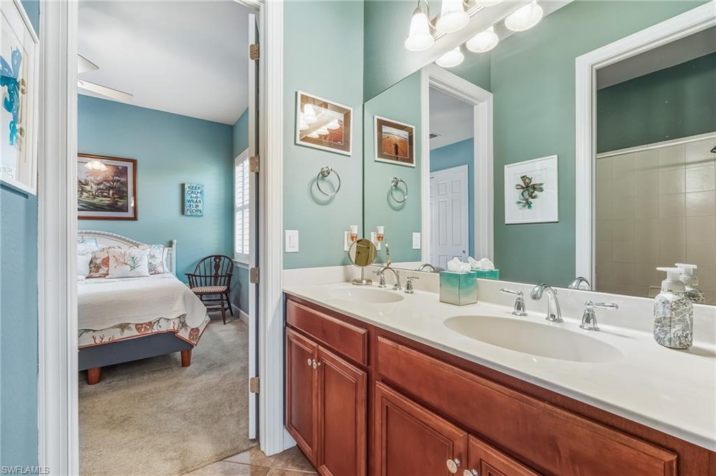 EMERSON SQUARE - Residential