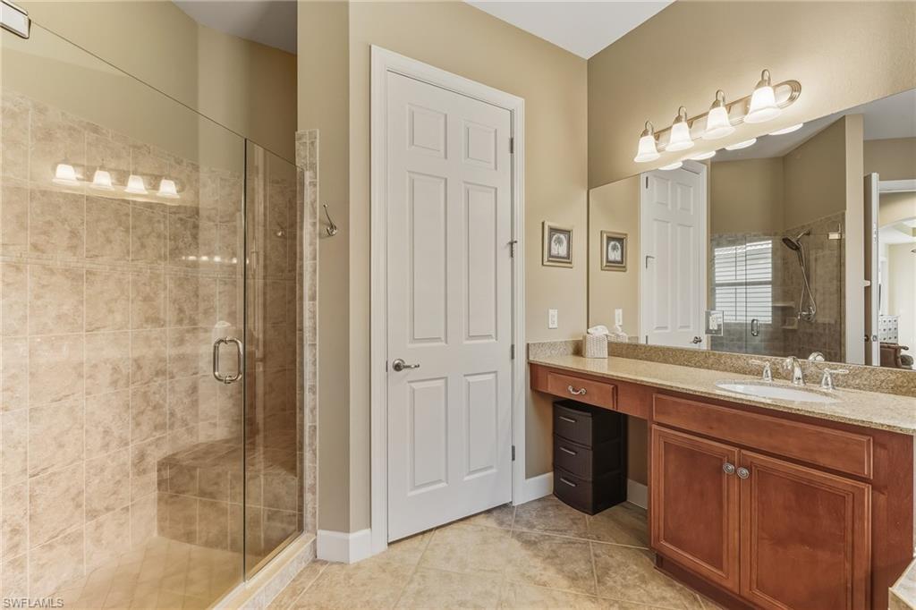 EMERSON SQUARE - Residential