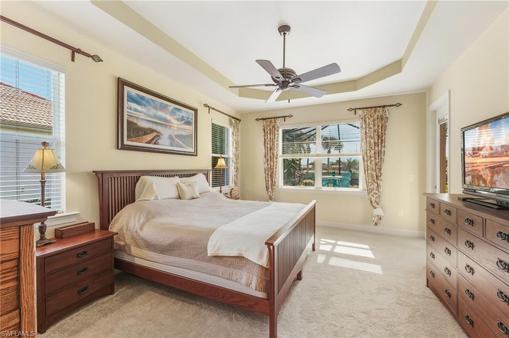 EMERSON SQUARE - Residential