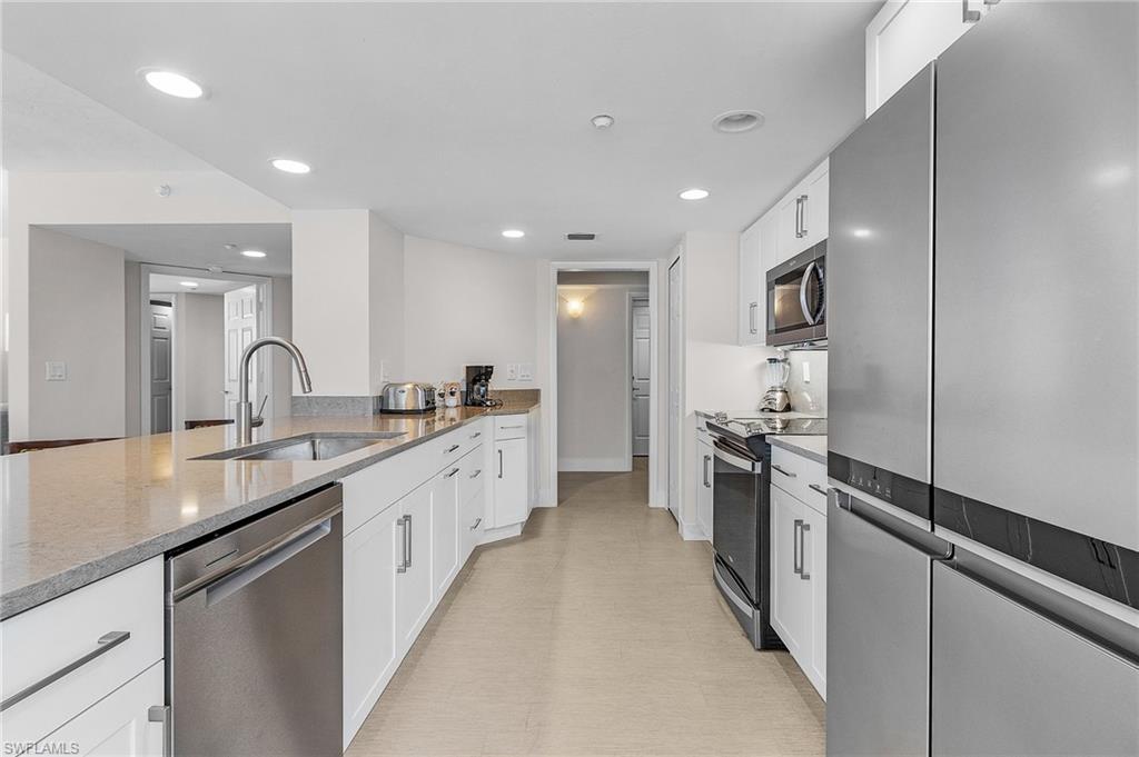 6620 Estero BLVD 1105