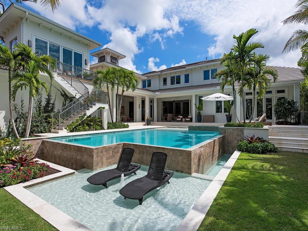 AQUALANE SHORES - Residential