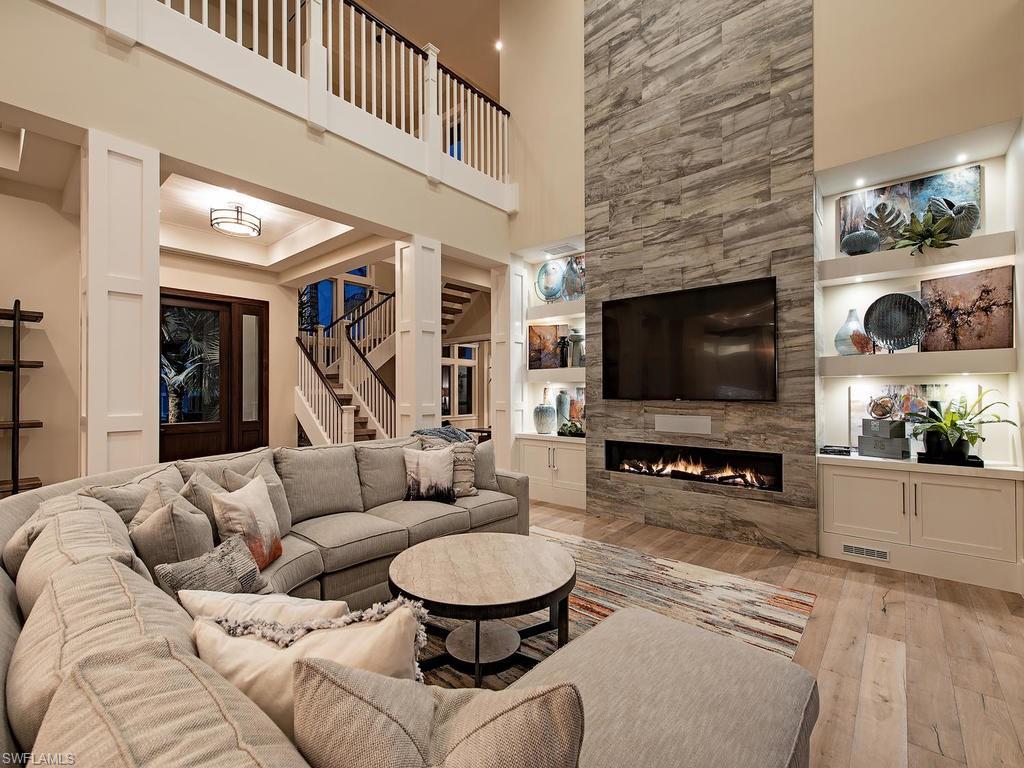 AQUALANE SHORES - Residential