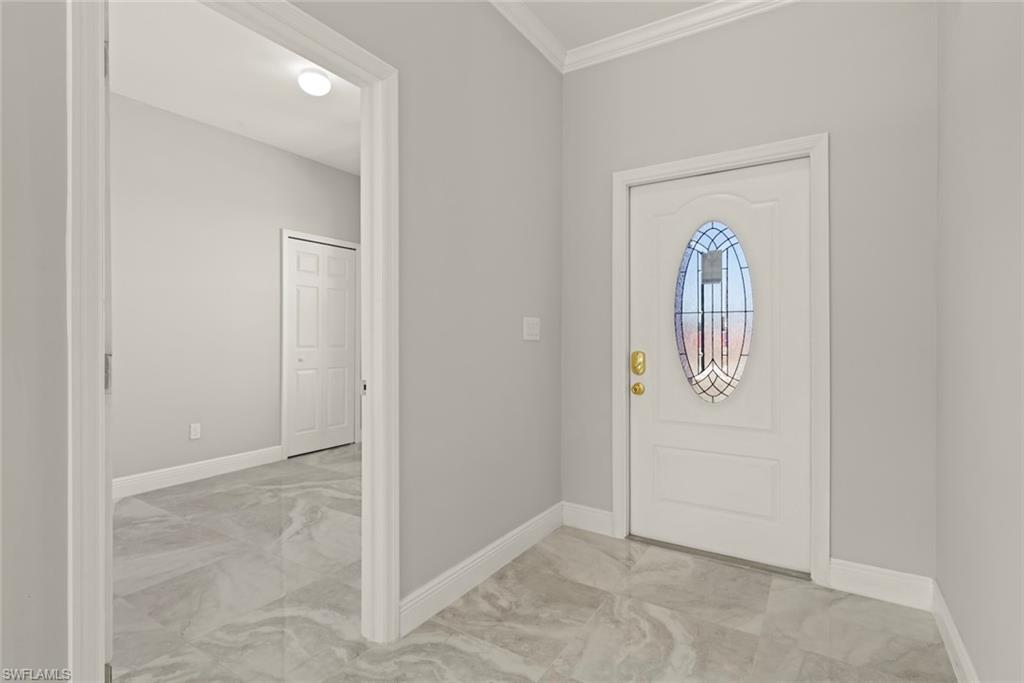 TROPIC ISLES - Residential