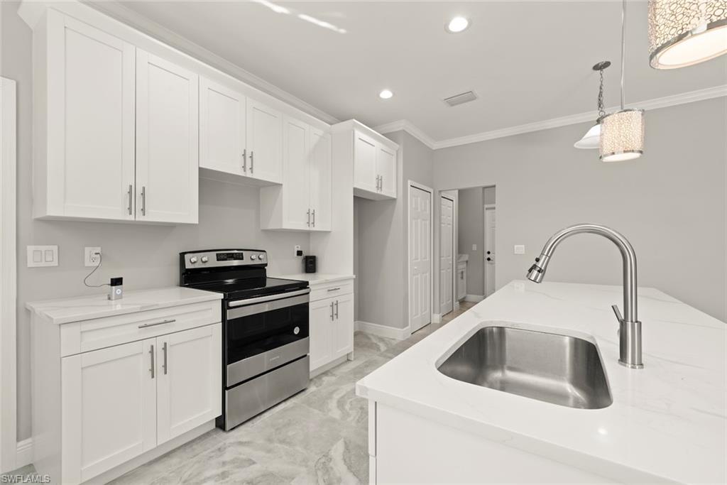 TROPIC ISLES - Residential