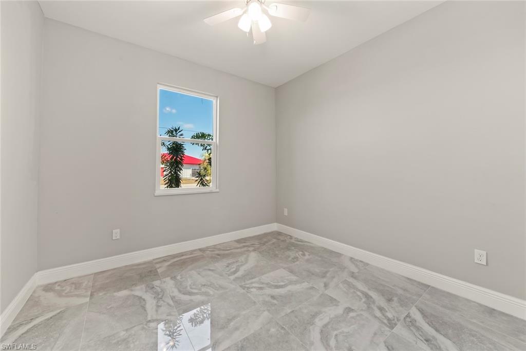 TROPIC ISLES - Residential