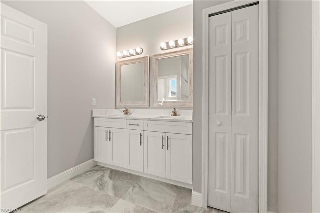 TROPIC ISLES - Residential