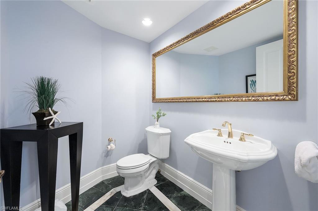 BELIZE - Residential