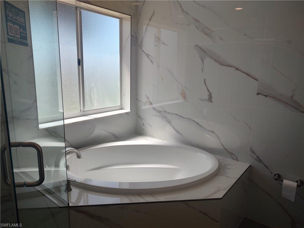 BELLA VIDA - Residential Lease