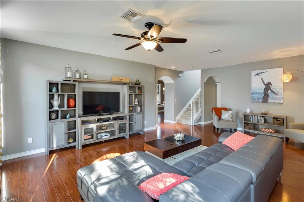 CATALINA ISLES - Residential