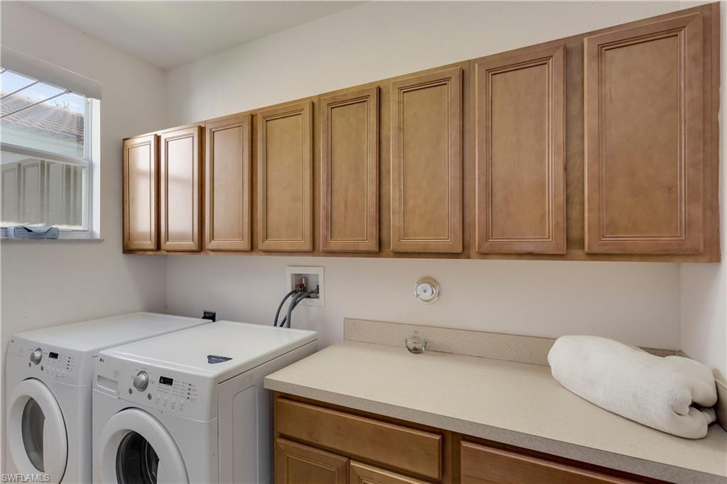 CATALINA ISLES - Residential