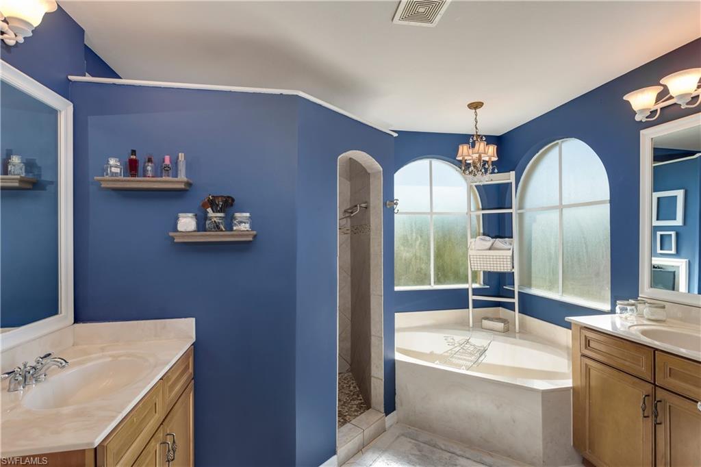 CATALINA ISLES - Residential