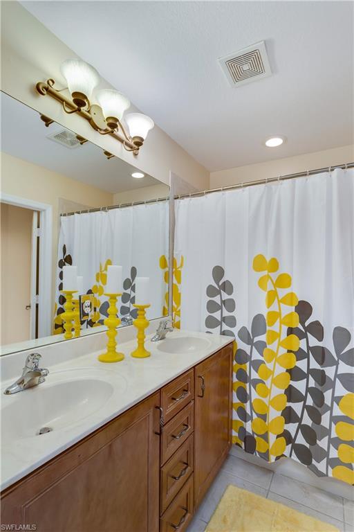 CATALINA ISLES - Residential