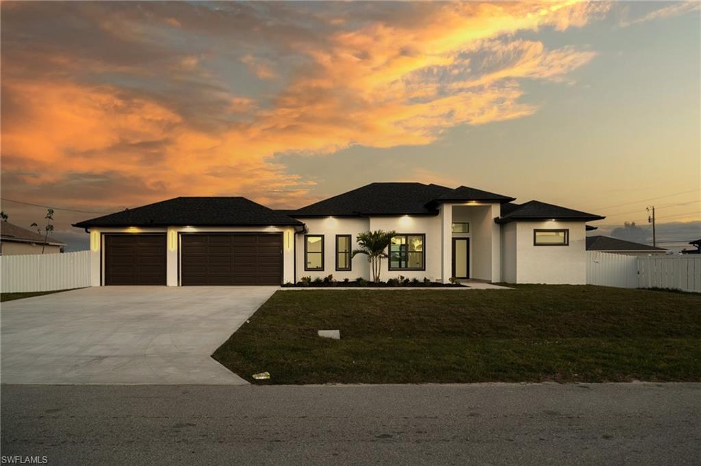 CAPE CORAL - Residential