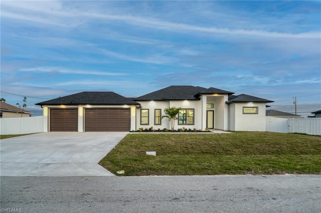 CAPE CORAL - Residential