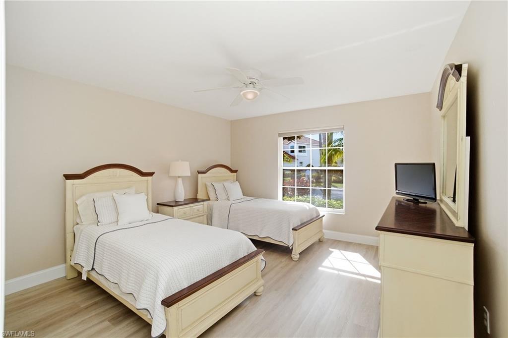 WHISPER CREEK - Residential