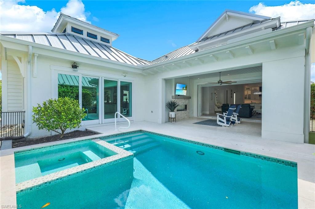 MANGROVE BAY - Residential