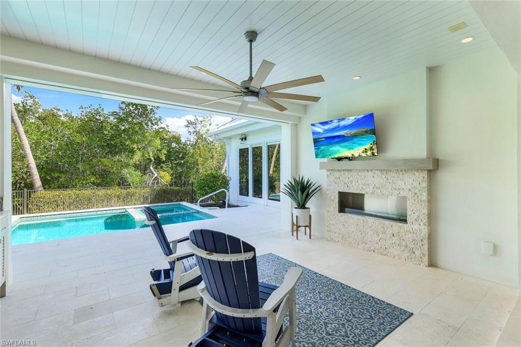 MANGROVE BAY - Residential