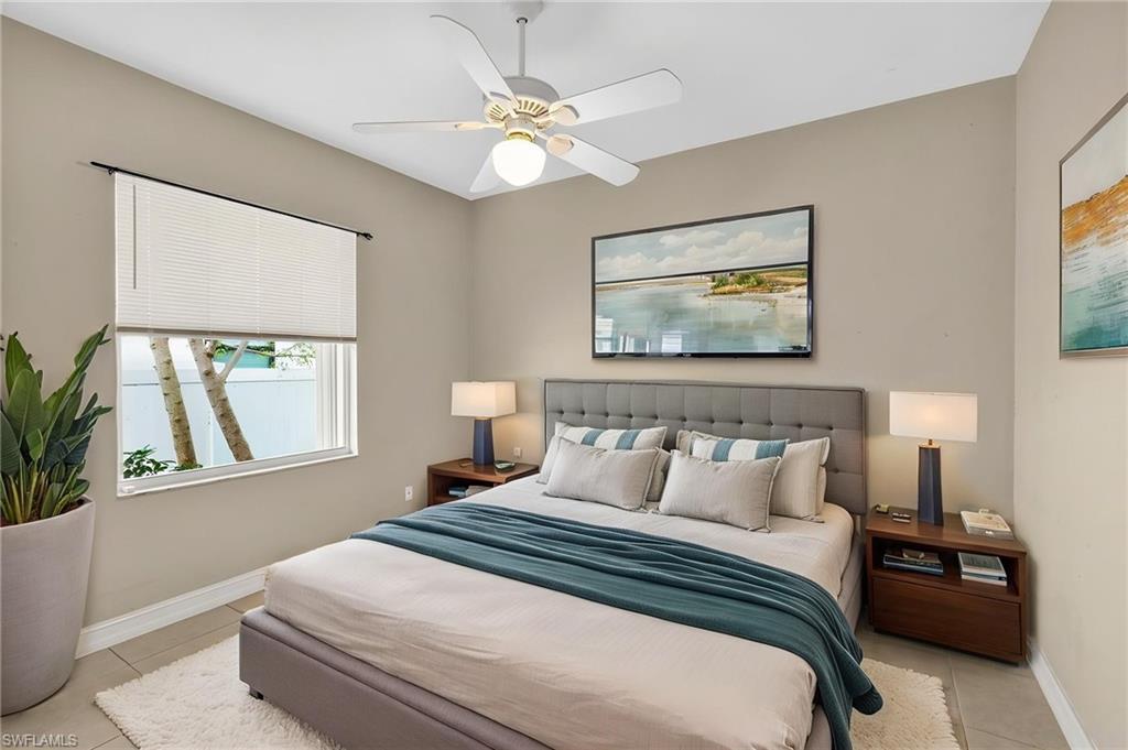 NAPLES PARK - Residential