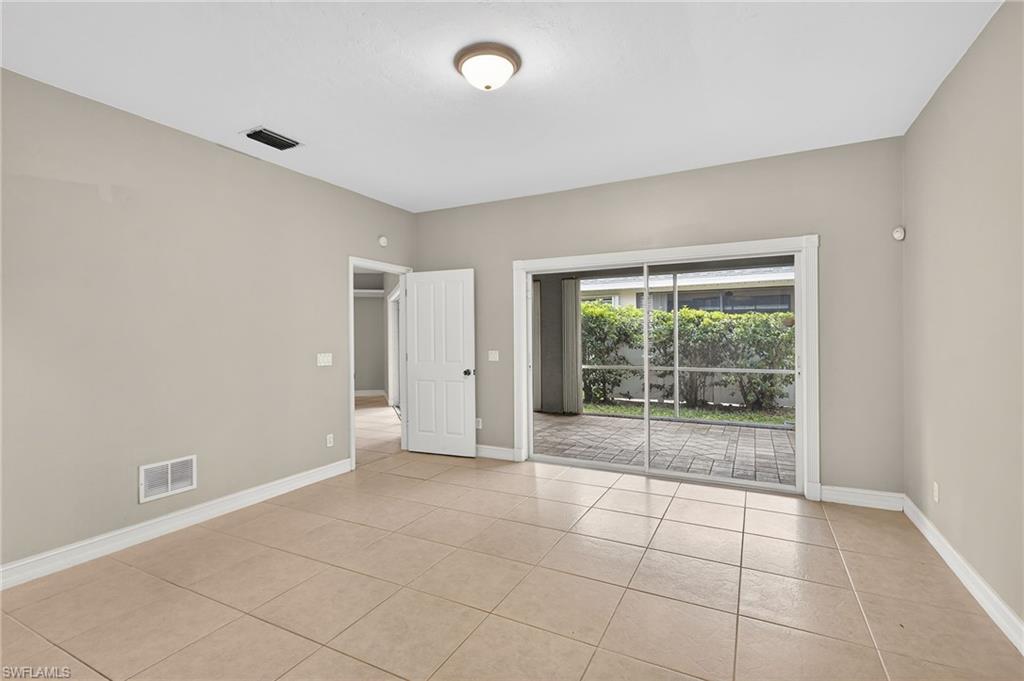 NAPLES PARK - Residential