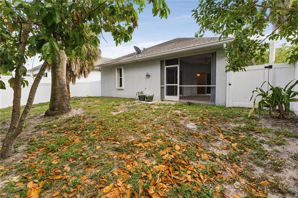 NAPLES PARK - Residential