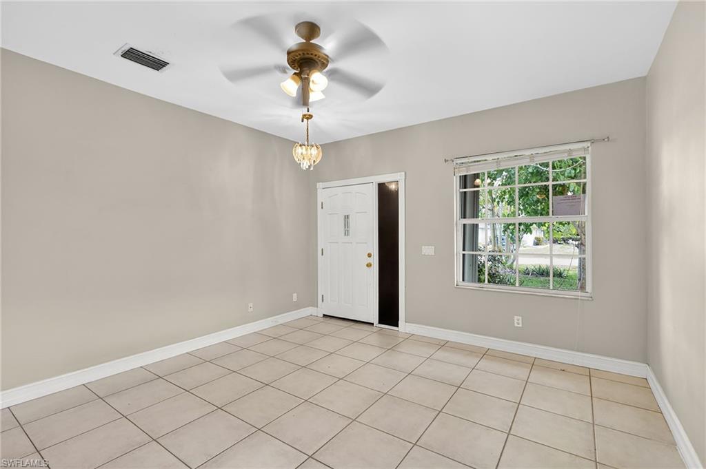 NAPLES PARK - Residential