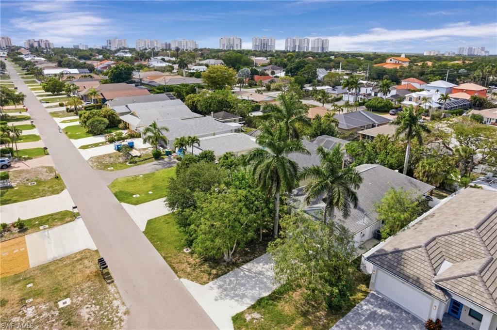 NAPLES PARK - Residential