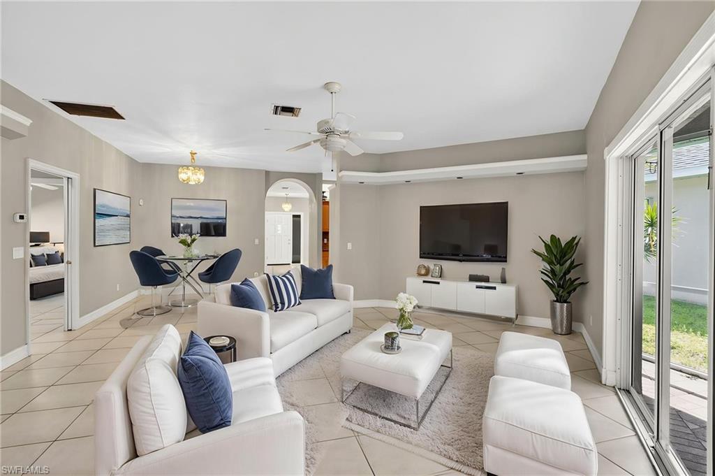 NAPLES PARK - Residential