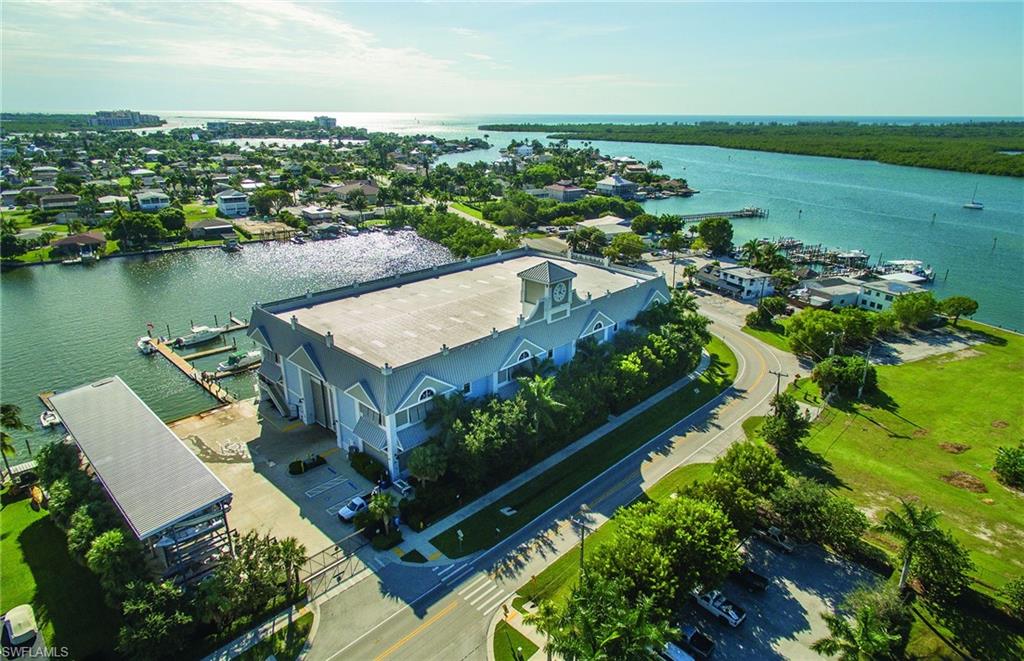 DEER CROSSING - Residential