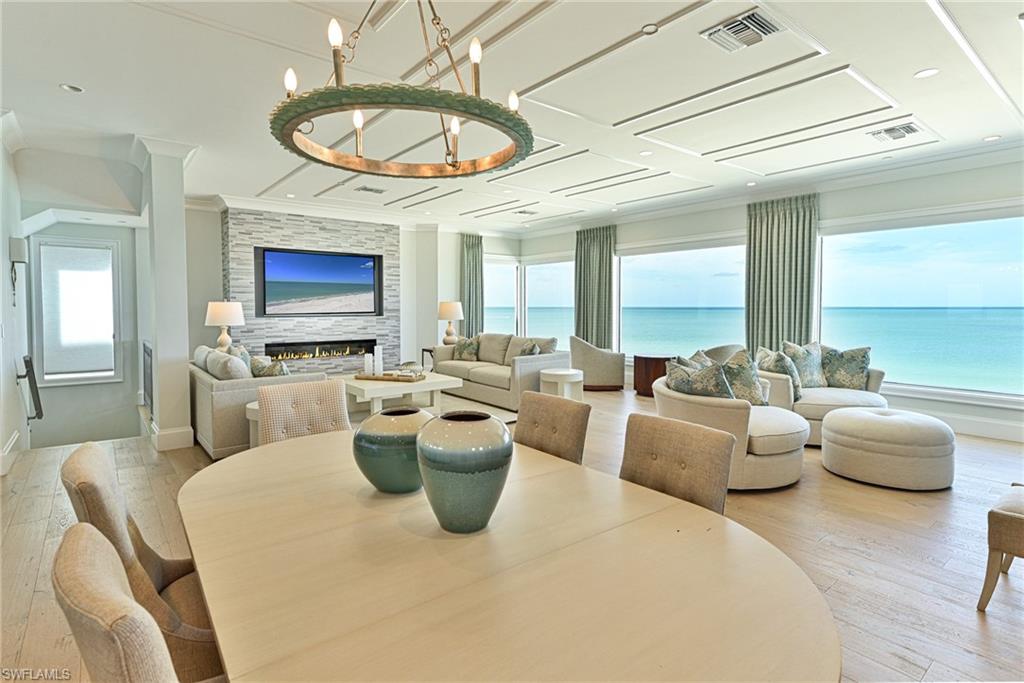 BAREFOOT BEACH - Residential