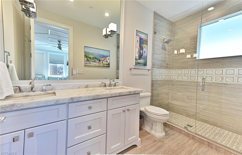 BAREFOOT BEACH - Residential