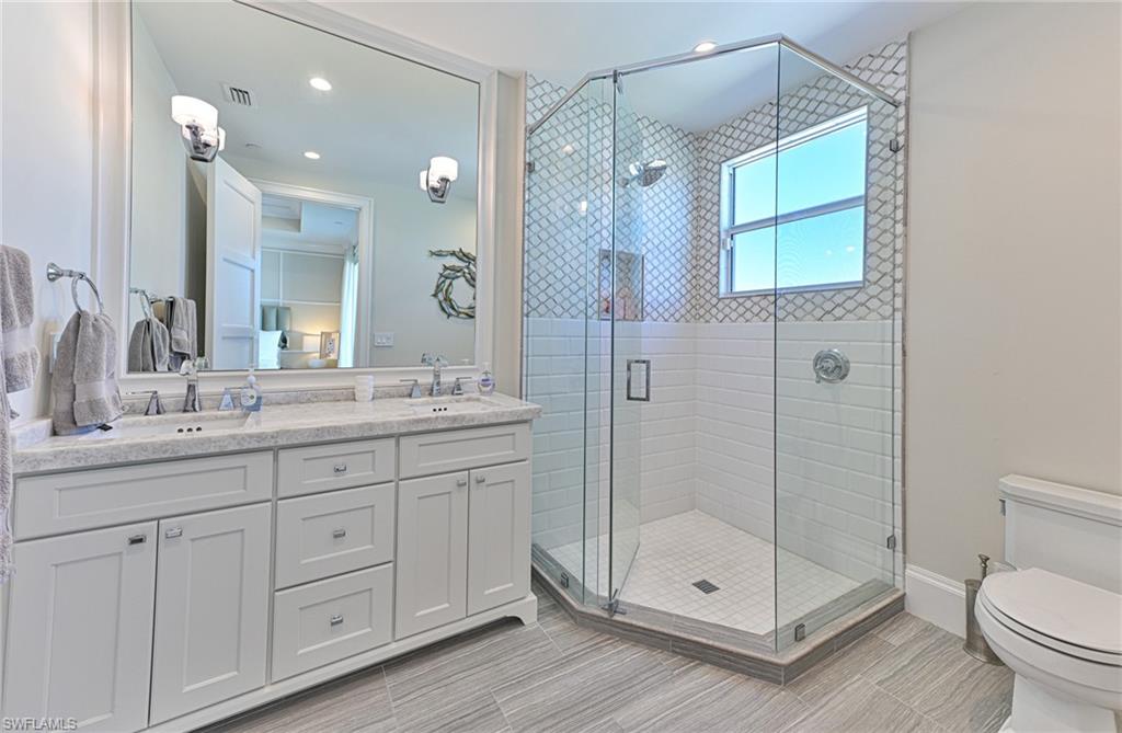 BAREFOOT BEACH - Residential