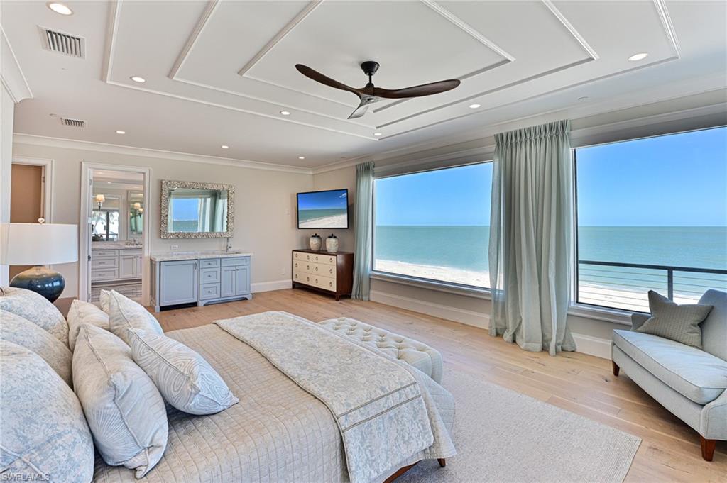 BAREFOOT BEACH - Residential