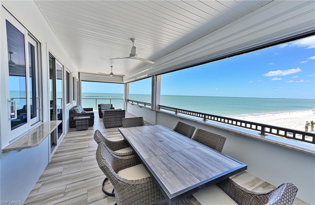 BAREFOOT BEACH - Residential