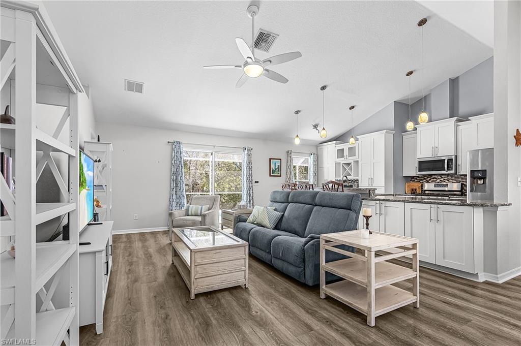 ST JUDE HARBORS - Residential