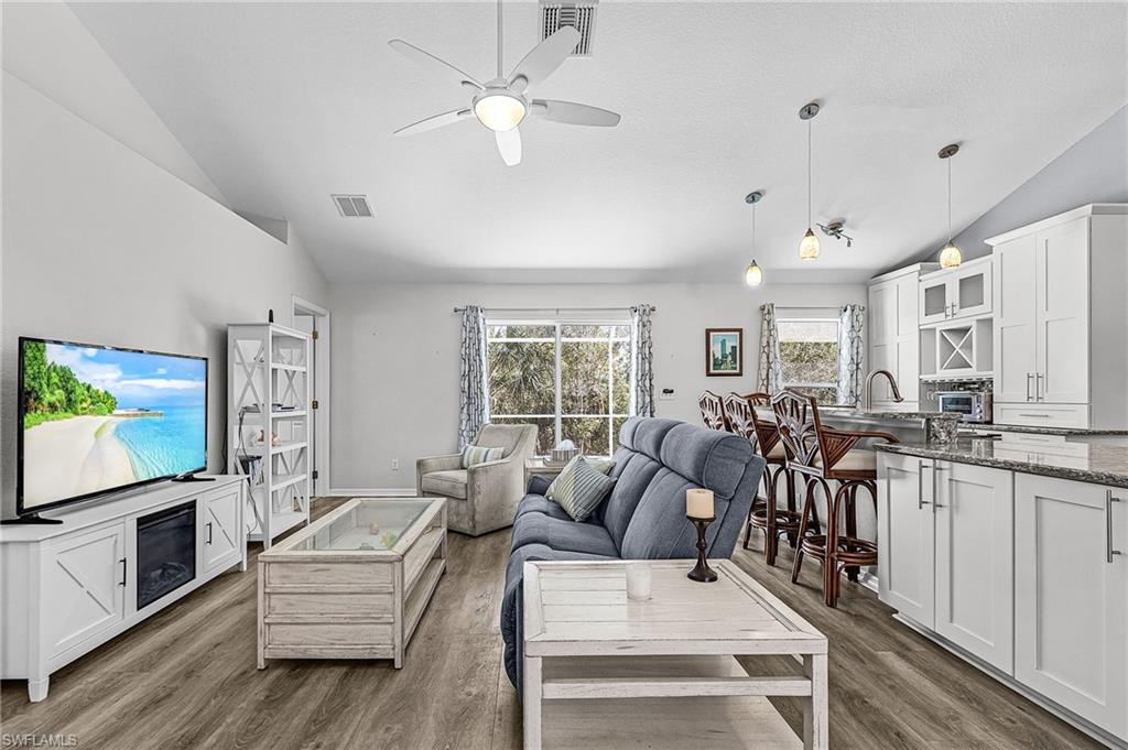 ST JUDE HARBORS - Residential