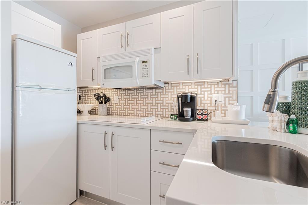 COVE INN - Residential