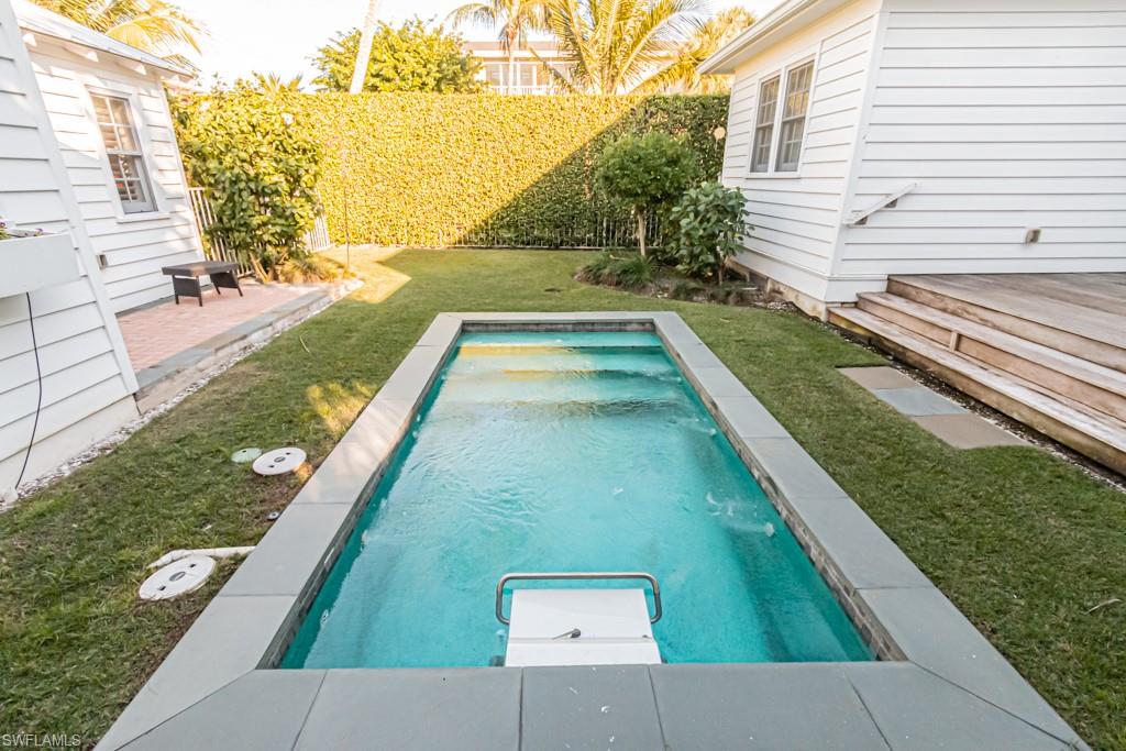 OLDE NAPLES - Residential Lease