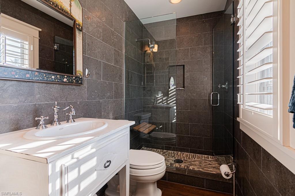 OLDE NAPLES - Residential Lease