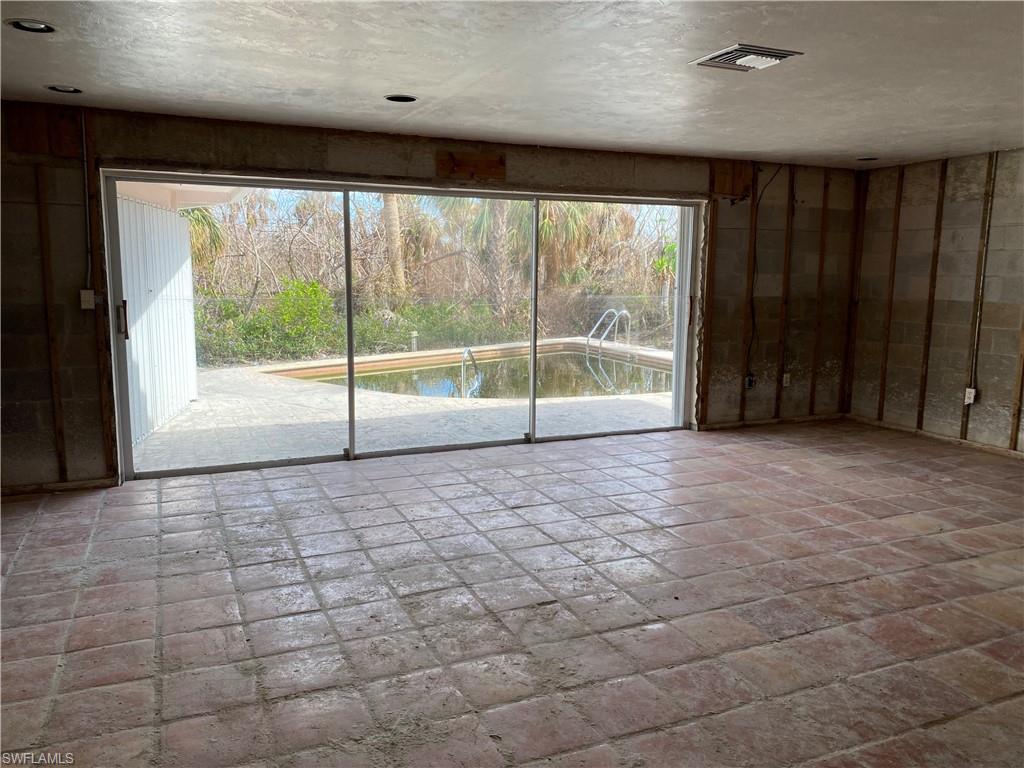 CHATEAUX SUR MER UNREC - Residential