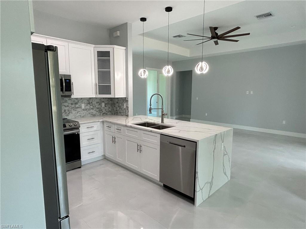 GOLDEN GATE ESTATES - Residential