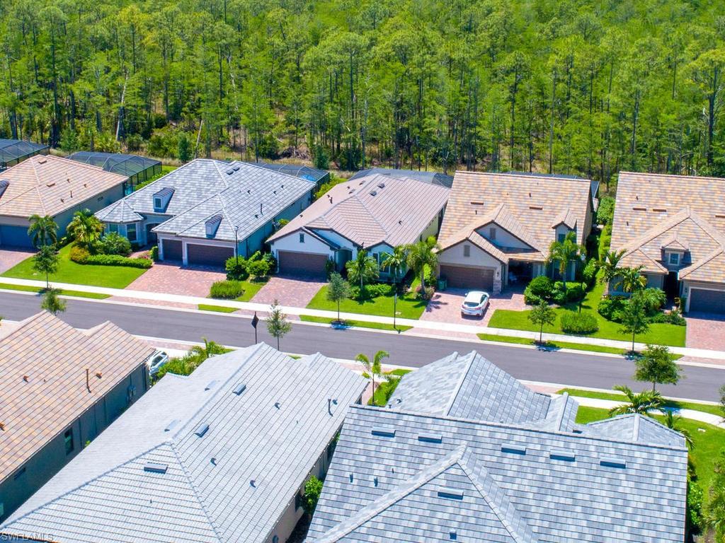 WINDING CYPRESS - Residential