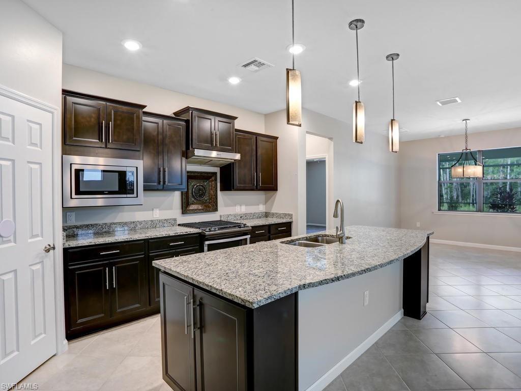 WINDING CYPRESS - Residential