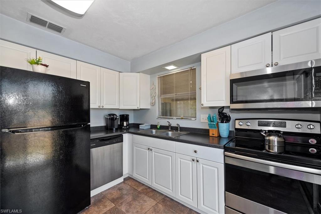 LAURELWOOD - Residential