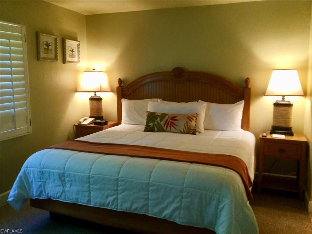 COTTAGE COLONY WEST CONDO - Residential