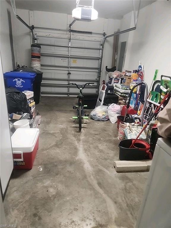 COLONNADE AT FORUM - Residential Lease